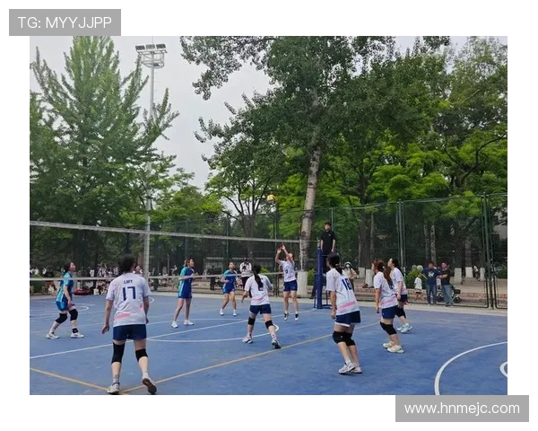 北京排球队在杯赛中的实力展现与战术分析全面点评 北京排球队在杯赛中的实力展现与战术分析全面点评