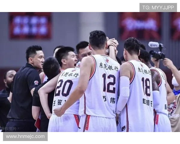 广州乒乓球队与北京乒乓球队赛后复盘分析比赛节奏与战术对决 广州乒乓球队与北京乒乓球队赛后复盘分析比赛节奏与战术对决